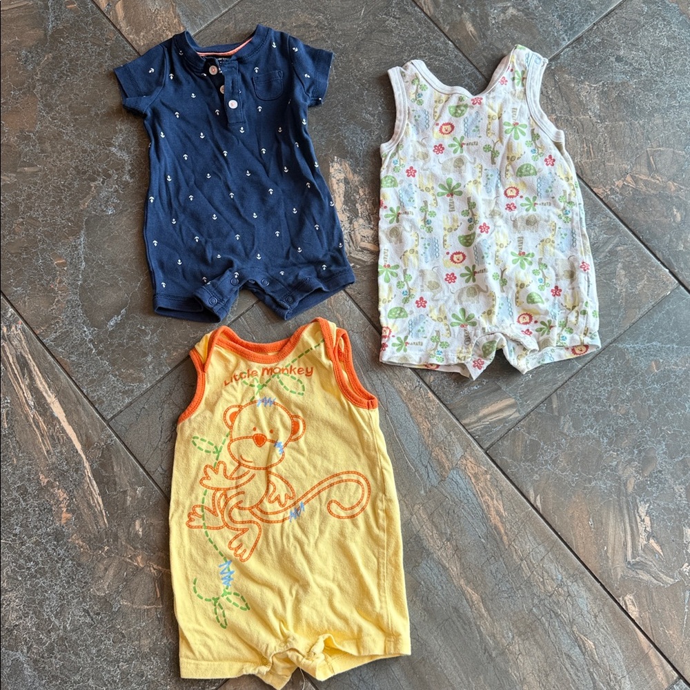 21 piece 3-6 month boys mixed clothing lot- bright multi-color sets - Picture 12 of 14